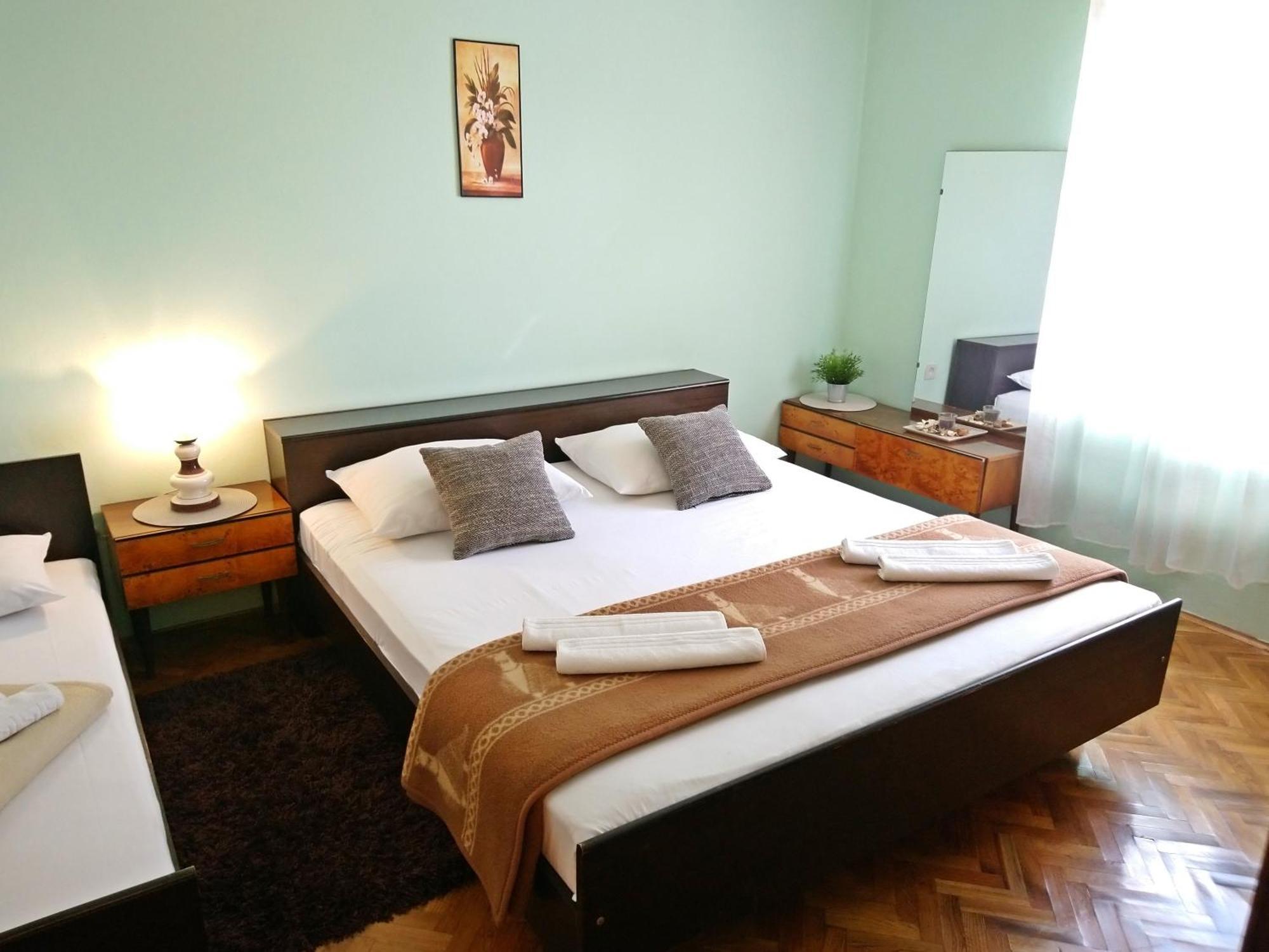 Apartma Radic - Affordable By The *